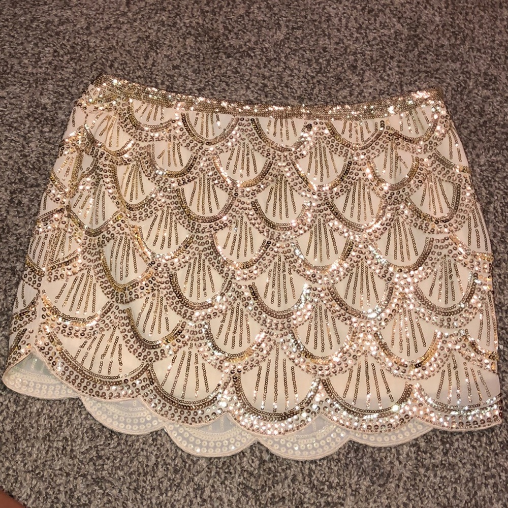 mini gold skirt